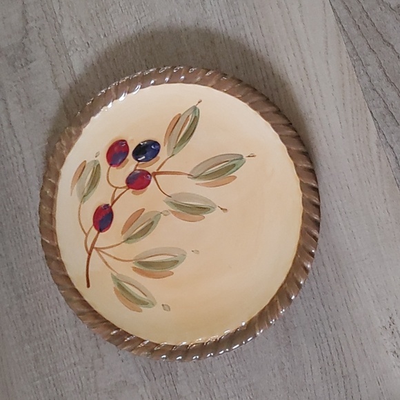 TuscanOlive Dinner and Salad Plates and bowlsGibson CountTextured Handpainted - Picture 3 of 5